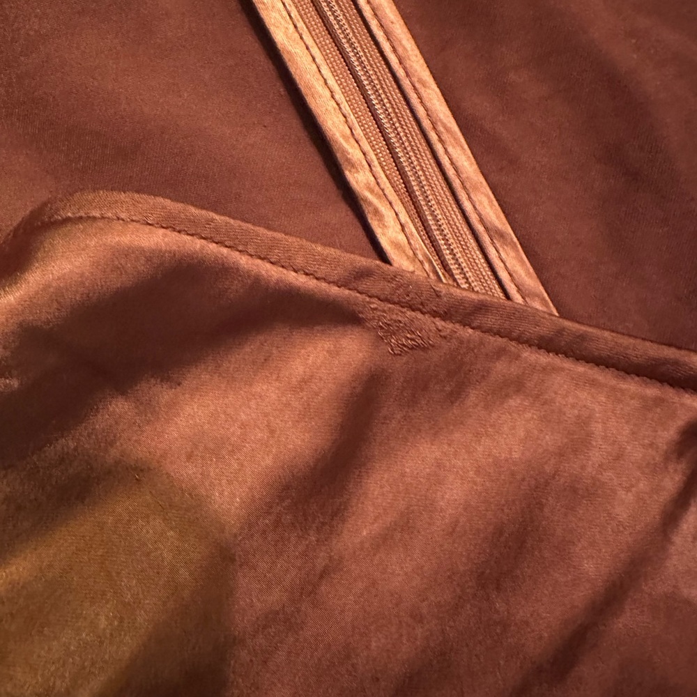 Astr the label rust satin mini dress - Picture 12 of 14